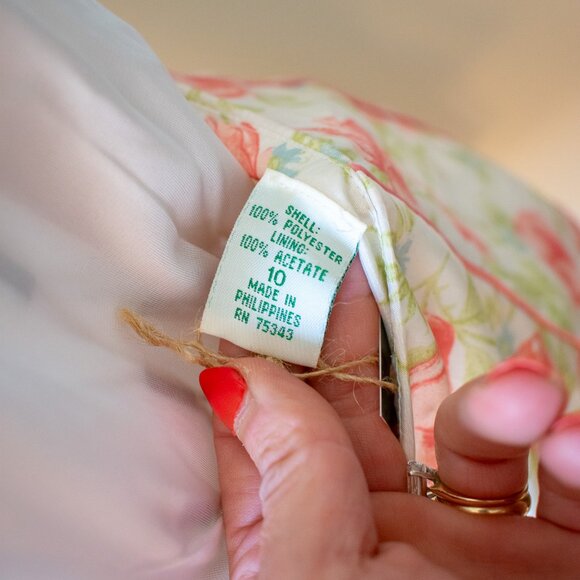 Vintage Roses Mini Skirt Size Small - Picture 5 of 5